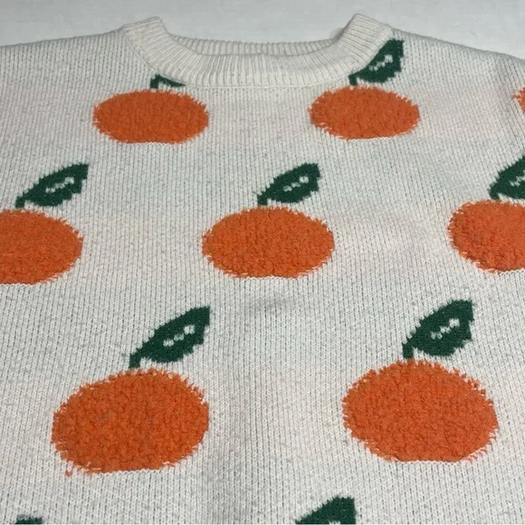Oranges motif women’s Sweater. Size Small. Preowned. - Picture 2 of 7